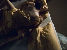 Сюзанна фон Борсоди голая – Nicht ohne deine Liebe (2002) #8