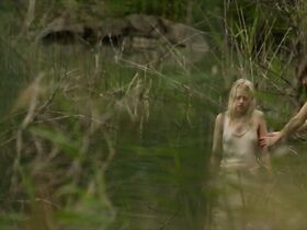 Джулия Занге голая – Моего брата зовут Роберт, и он идиот (2018) #20