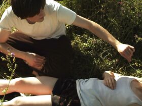 Джулия Занге голая – Моего брата зовут Роберт, и он идиот (2018) #9