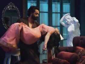 Тридха Чадхури секси – Ашрам s01e09 (2020) #1