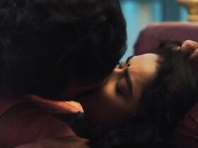 Тридха Чадхури секси – Ашрам s01e09 (2020) #2