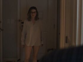 Джулианна Мур голая – Глория Белл (2018) #10