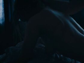 Катрин Штрибек голая – Через года (2017) #5