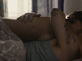 Катрин Штрибек голая – Через года (2017) #6