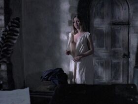 Линда Хейден голая – Обличье сатаны (1971) #1