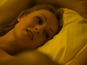 Эмма Джейн голая – Телефон полиции — 110 s48e07 (2019) #2