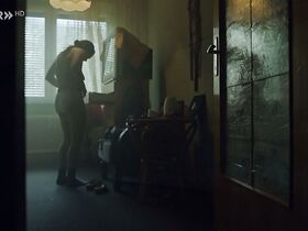 Верена Альтенбергер секси – Лучший из миров (2016)