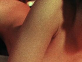 Люси Лорье голая – Доктор Мамфорд (1999) #3