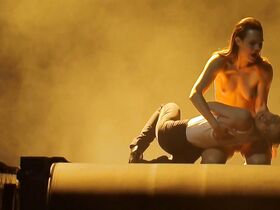 Нора Бузалка голая – Die Räuber (2017) #6