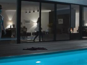 Руби О. Фи голая – Зази (2016)