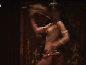 Эмилии Биазон голая – Сантос Дюмон s01e04 (2019) #4