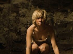 Сабрина Рейтер голая – Смерть в три дня: Часть вторая (2008) #9