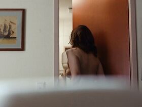 Нина Кронягер секси – A Bitter Pill (2019) #6