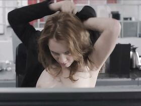 Даниэла Шульц секси – Свидание (2014) #5