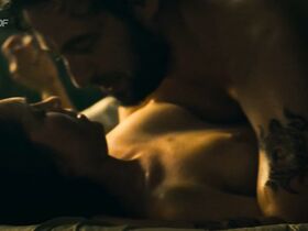 Сабрина Рейтер голая – Анатомия зла s01e08 (2019)