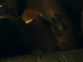 Сабрина Рейтер голая – Анатомия зла s01e08 (2019) #4