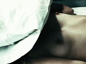 Мелоди Хазае голая – Переправа (2009) #2