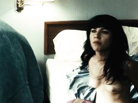 Мелоди Хазае голая – Переправа (2009) #3