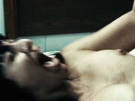 Мелоди Хазае голая – Переправа (2009) #9