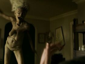 Джоан Грегсон голая – Оно 2 (2019) #3