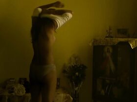 Радхика Апте голая – Гость на свадьбе (2018) #15