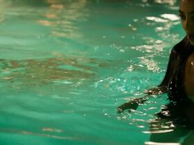 Радхика Апте голая – Гость на свадьбе (2018) #3