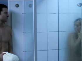 Надя Уль голая – Спящая красавица просыпается (2005) #6