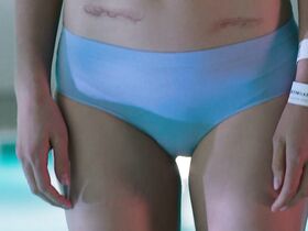 Хейли Лу Ричардсон секси – В метре друг от друга (2019) #6