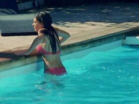 Лиа Натаф секси – End of an Era (2011) #2