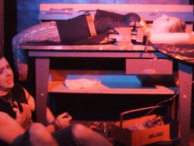 Дахлия Десэйд голая – Дейзи Дёркинс против кровожадного монстра из Баррэн Пайнс (2019) #2