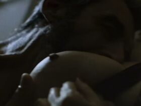 Карме Хуан голая – The Beetle at the End of the Street (2018)