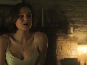 Эмма Коррин секси – Пенниуорт s01e01 (2019) #8