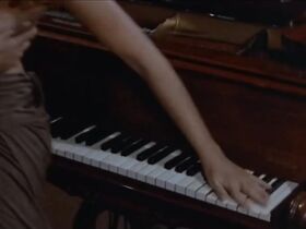 Бритт Экланд голая – Бесконечная ночь (1972) #5