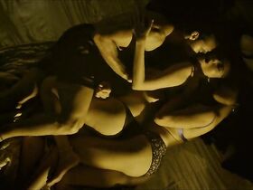 Анангша Бисвас голая, Приянка Бозе голая – Сюрприз! (2017) #8