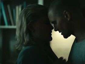 Теа Грин Лундберг голая – Вистинг s01e07 (2019) #2