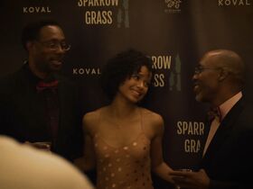 Гугу Эмбата-Ро секси – Передышка s03e09 (2019) #2