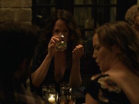 Гугу Эмбата-Ро секси – Передышка s03e09 (2019) #7