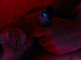 Сирша Дойл голая – Красная комната (2017) #5