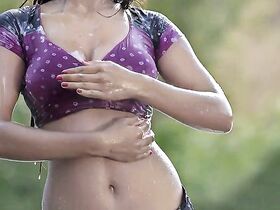 Неха Кхан секси – Shikari (2018) #9