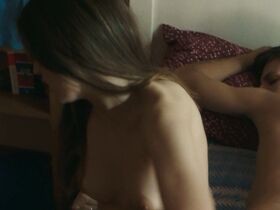 Вивиана Апреа голая – Пираньи Неаполя (2019) #3