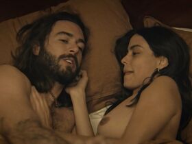 Паола Фернандез голая – Янки s01e18,e23 (2019) #16