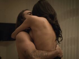 Паола Фернандез голая – Янки s01e18,e23 (2019) #8