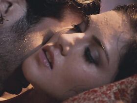 Санни Леоне секси – Последняя запись 2 (2014) #10