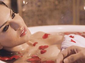 Санни Леоне секси – Последняя запись 2 (2014) #9