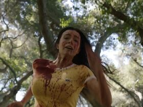 Сара Элизабет Уизерс секси – Кинотеатр кошмаров (2018) #5