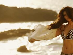 Жаклин Фернандес секси – Искушение замужней женщины 2 (2011) #14