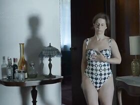 Каролина Полити секси – Wild Flowers (2016)