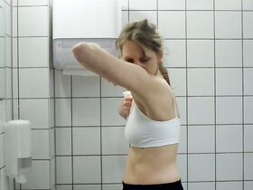 Сара Лефевр секси – Поль здесь (2017) #4