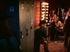 Мэй Хонг голая – Истории Сан-Франциско s01-02 (2019) #12