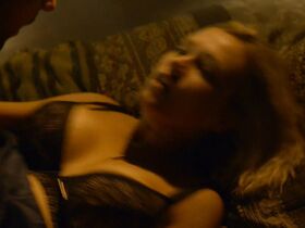 Элайза Тейлор секси – Сотня s06e04 (2019) #4